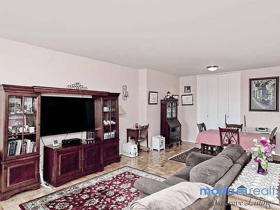 4th image of 2500 Johnson Ave APT 1F