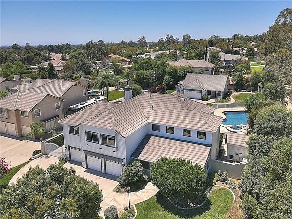 2nd image of 6112 Ashton Pl
