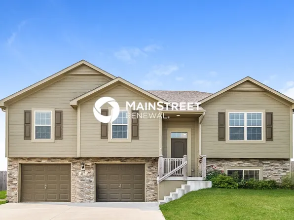 407 192nd St, Smithville, MO 64089