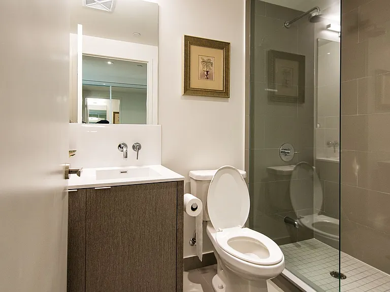 88 Harbour St #2610 — Photo 12