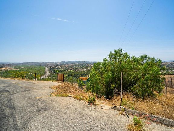 2nd image of 3503 Monserate Hill Rd