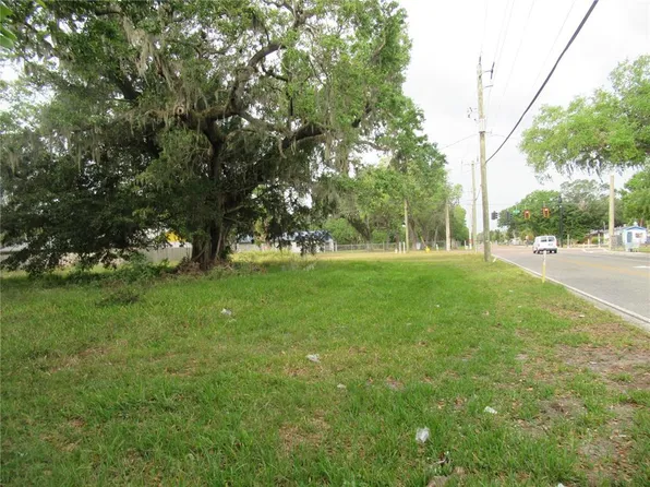 990 26th Ave E #3, Bradenton, FL 34208