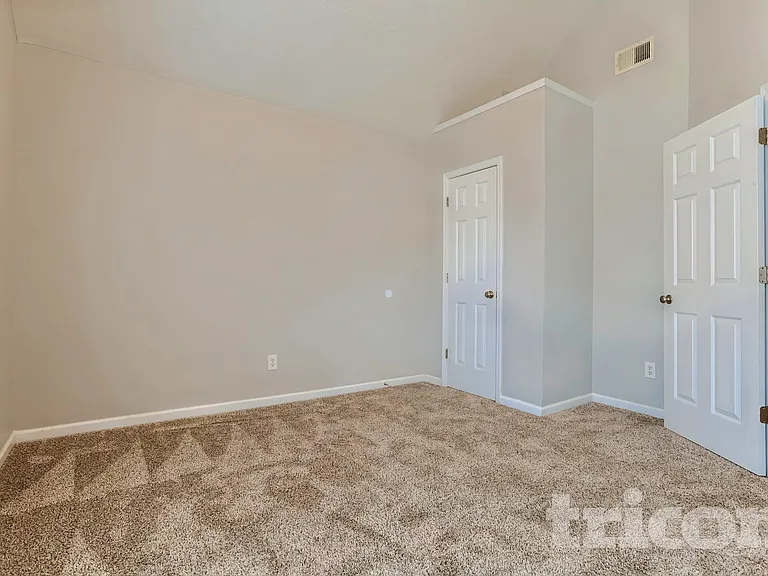 535 Concord Ter — Photo 6