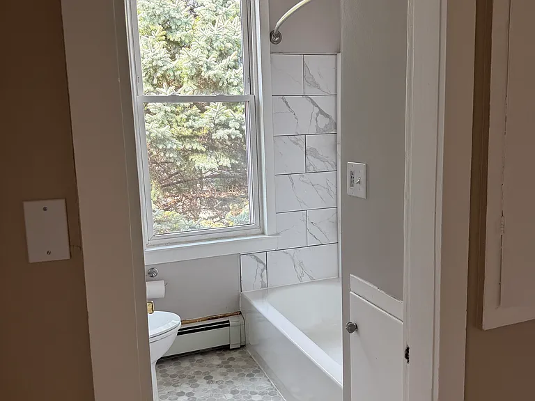 262 Fond Du Lac Ave #1 — Photo 7