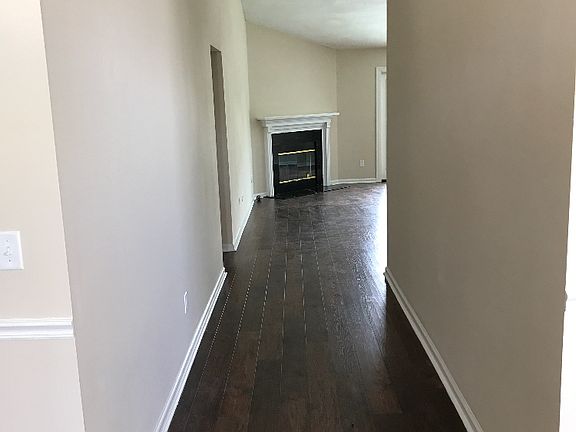 3rd image of 7426 Plantation Club Dr