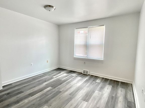 3rd image of 4046-52 Ogden St #A