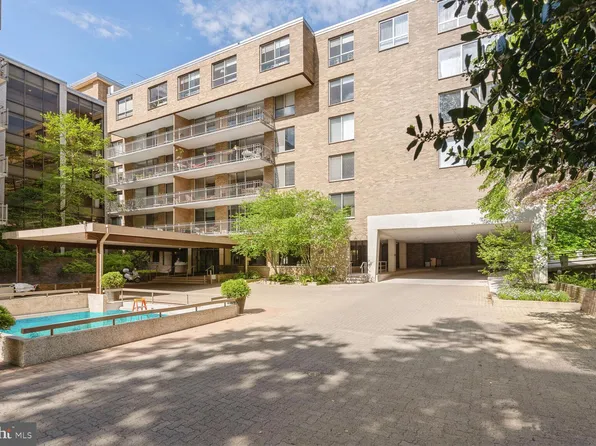 4100 Cathedral Ave NW #Penthouse 17, Washington, DC 20016