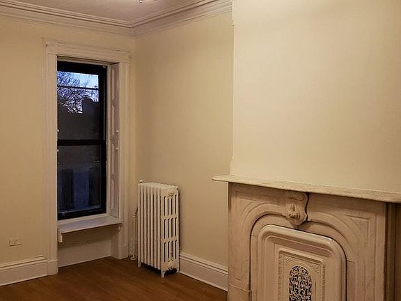 5th image of 363 6th St #2