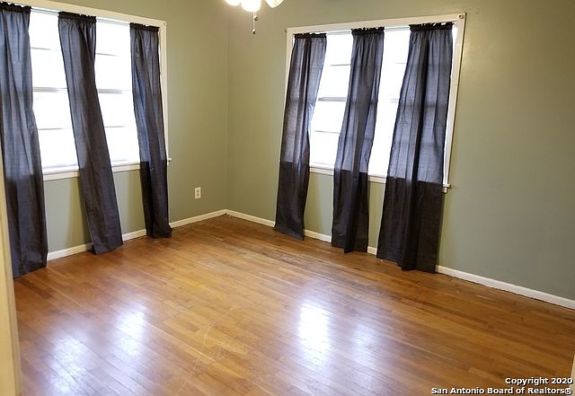 2nd image of 872 Josephine St