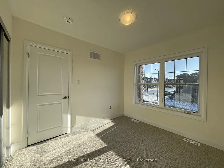 38 Daisy St — Photo 18