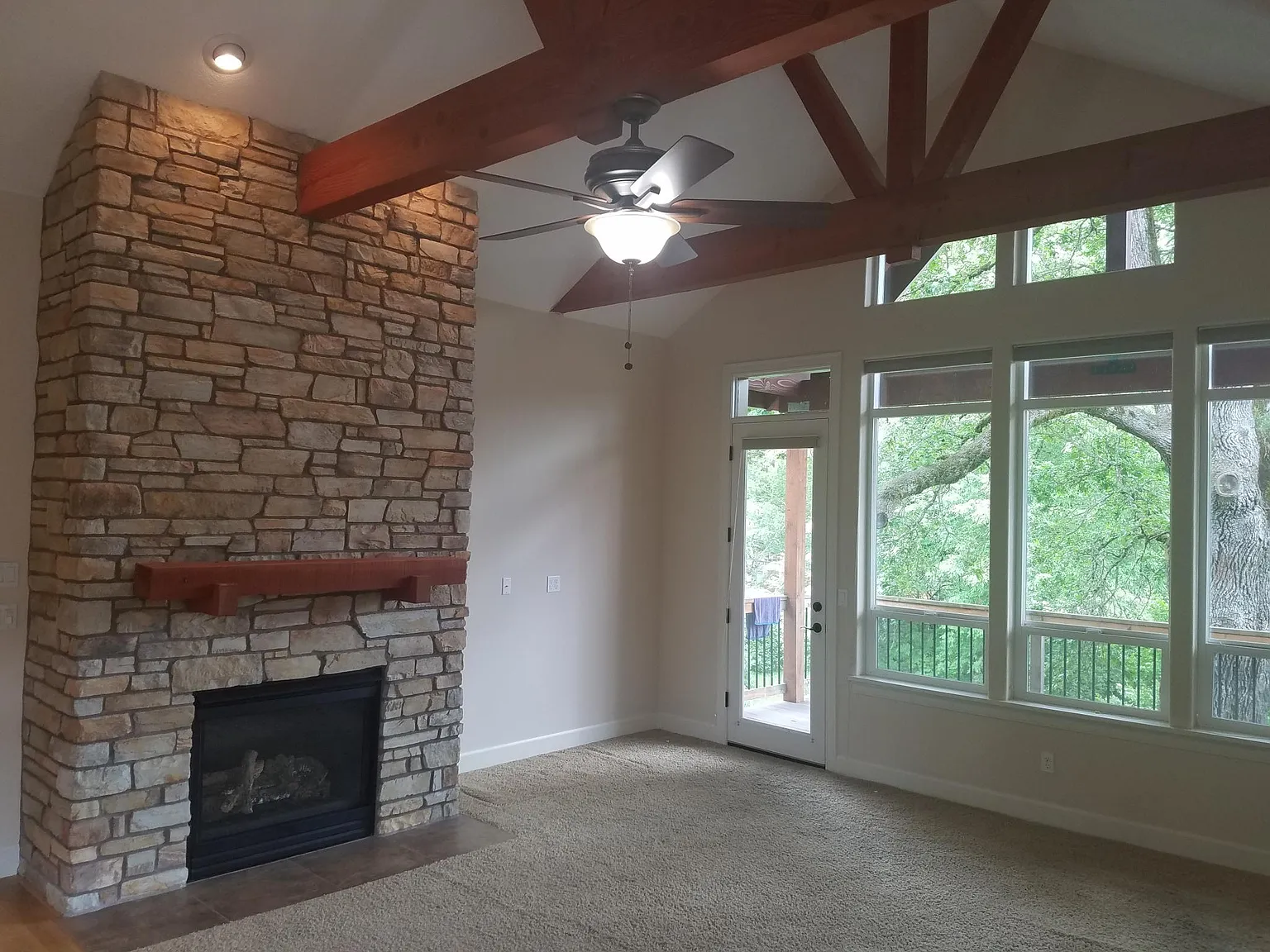 4 bed, 2.5 bath, 2335 sqft, $2,975 — Photo 1