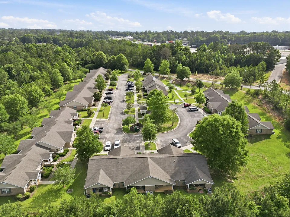 Country Club Cottages