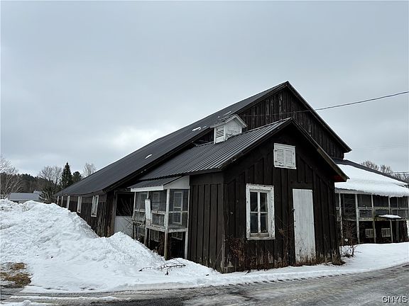 5th image of 6013 James St #1