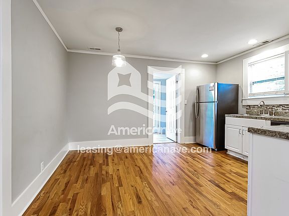 9392_005_dining_room_13769069.jpg