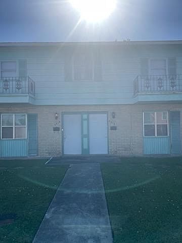1st image of 4512 Francis Dr