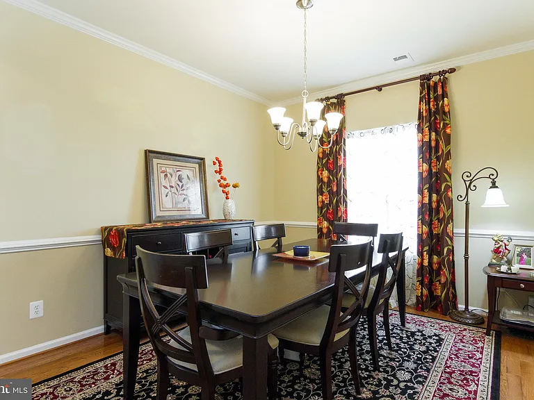 46 Bismark Dr — Photo 5