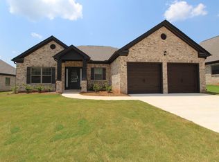 3216 Alhambra Cir #126, Hampton, GA 30228