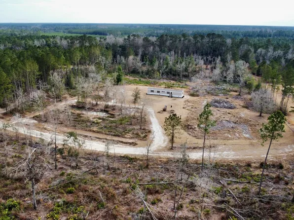 432 Coursey Place Rd, Ellabell, GA 31308