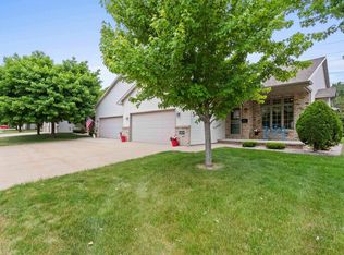 1810 E Sylvan Ave, Appleton, WI 54915