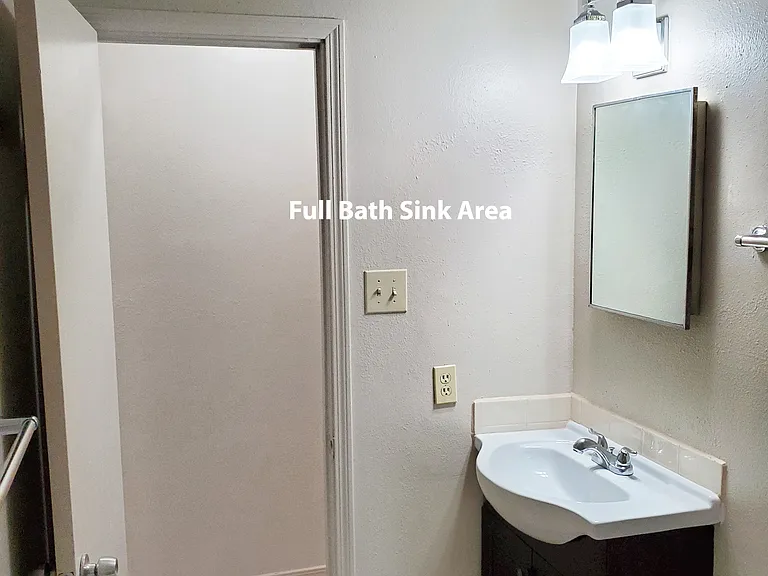 2012 Riverside Dr — Photo 6