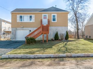 402 Campbell St, Union Beach, NJ 07735