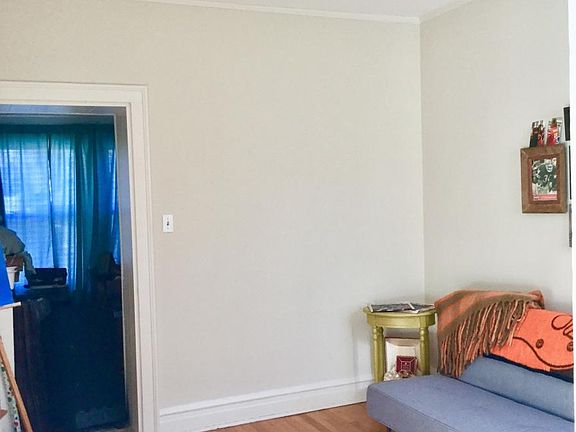 2nd image of 5553 N Glenwood Ave APT 2