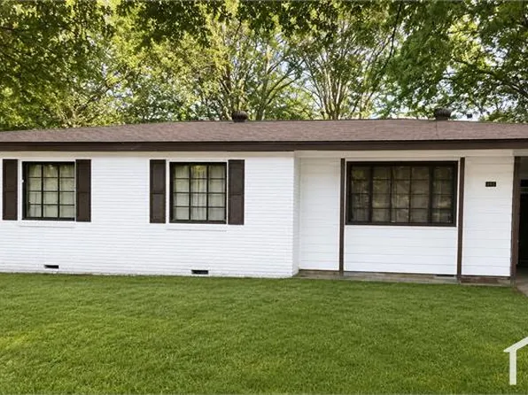 495 Woody Dr, Jackson, MS 39212