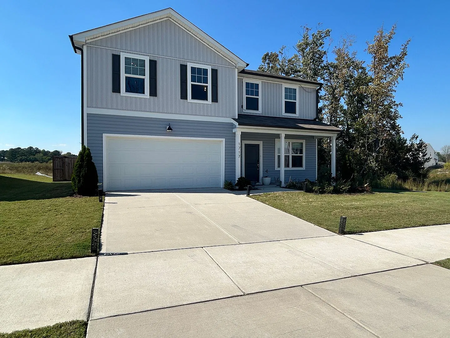 1717 Arapahoe Ridge Drive - Bev Roberts Rentals and Property Management — Photo 1