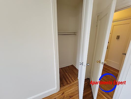 3rd image of 3804 Bailey Ave APT D9