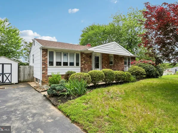 115 Brewster Dr, Newark, DE 19711