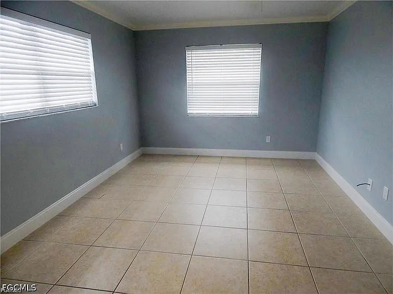18448 Iris Rd — Photo 17
