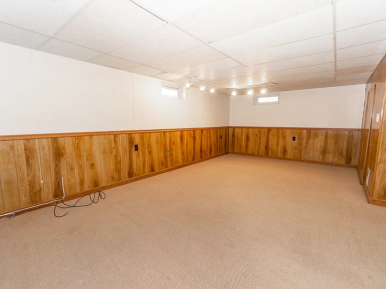649 S Wisconsin Ave — Photo 14