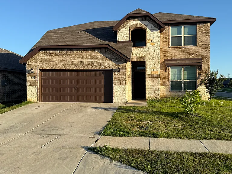 4805 Sassafras Dr — Photo 1