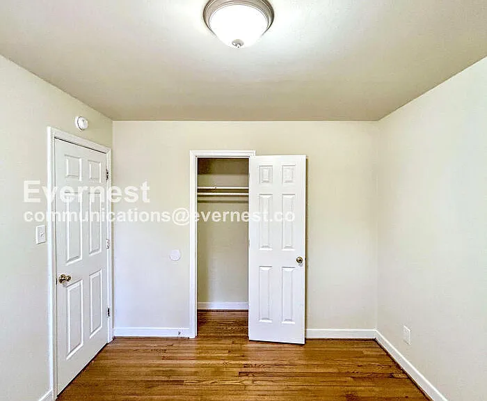 12364 Mason Ave — Photo 9