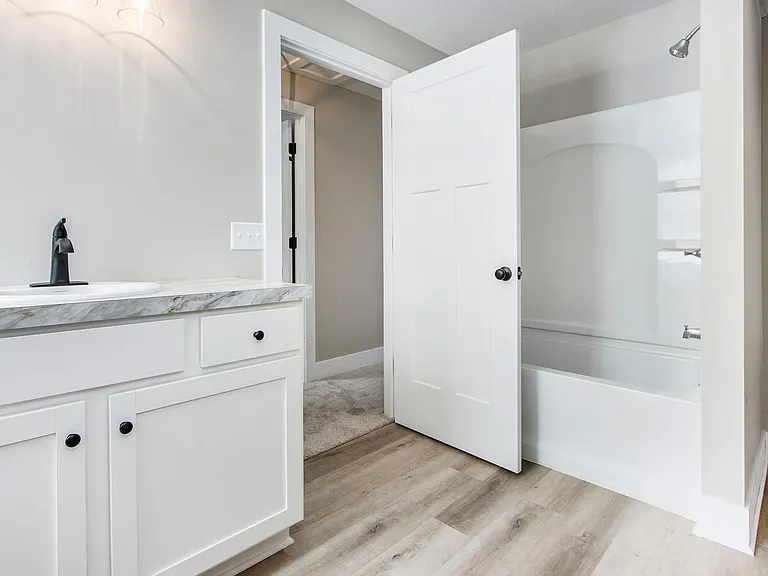 241 Sherman St — Photo 16