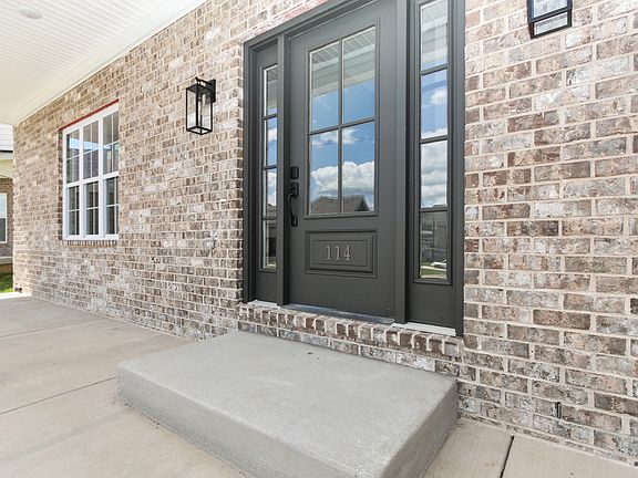 2nd image of 114 Bayberry Ln