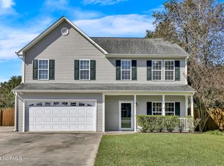 525 Huffmantown Rd, Richlands, NC 28574