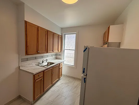 Kitchen, photo 1