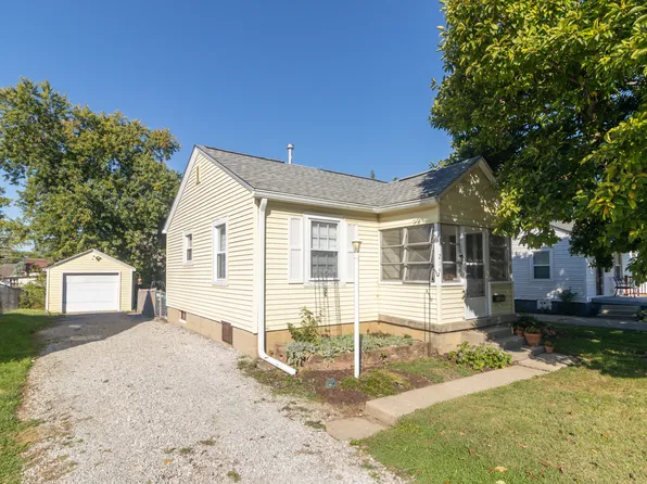 214 N 19th Ave, Beech Grove, IN 46107