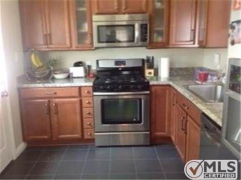 5th image of 16942 Covello St