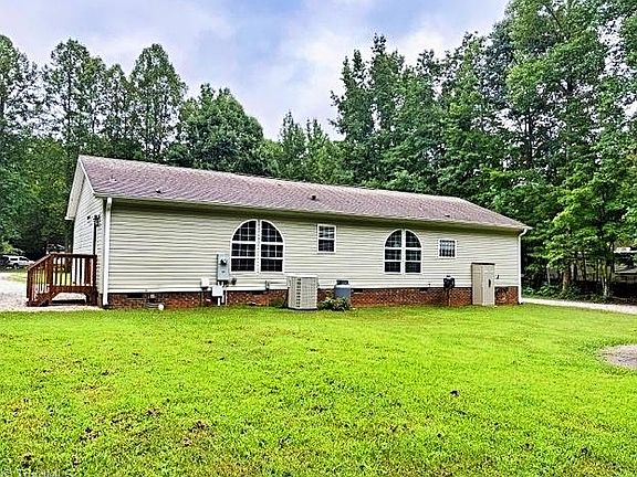 4th image of 88 Dixon Ln