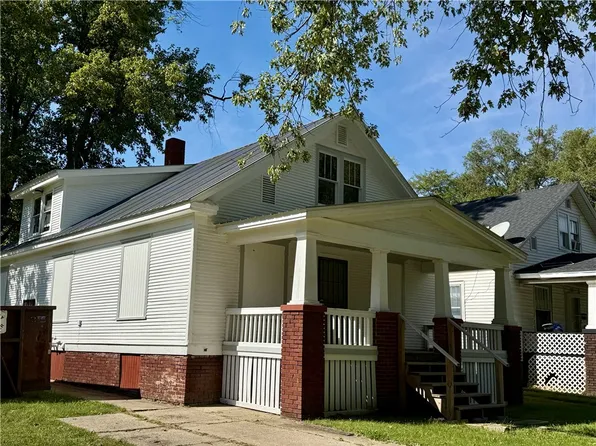 1155 N Church St, Decatur, IL 62522