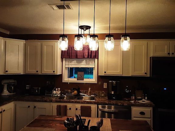 5th image of 735 Corral Dr