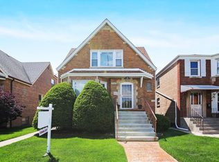 5748 S Tripp Ave, Chicago, IL 60629
