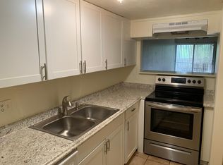 7118 SW 43rd Pl, Gainesville, FL 32608