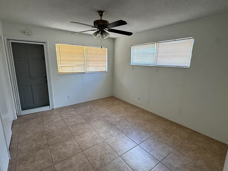 1555 Tyler St #1 — Photo 5