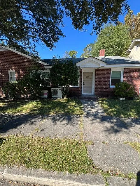 For Rent - Completely renovated 2-bedroom apartment in Florence SC — Photo 1