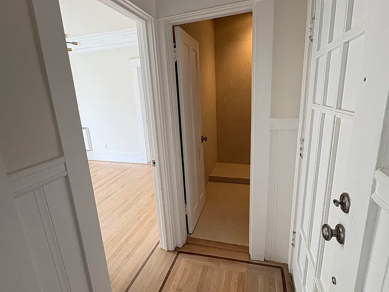 1546 Jones St #12 — Photo 22