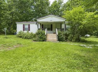 535 Foxwood Dr, Crossville, TN 38571