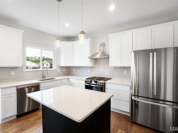 4th image of 3321 Timber Creek Dr #196